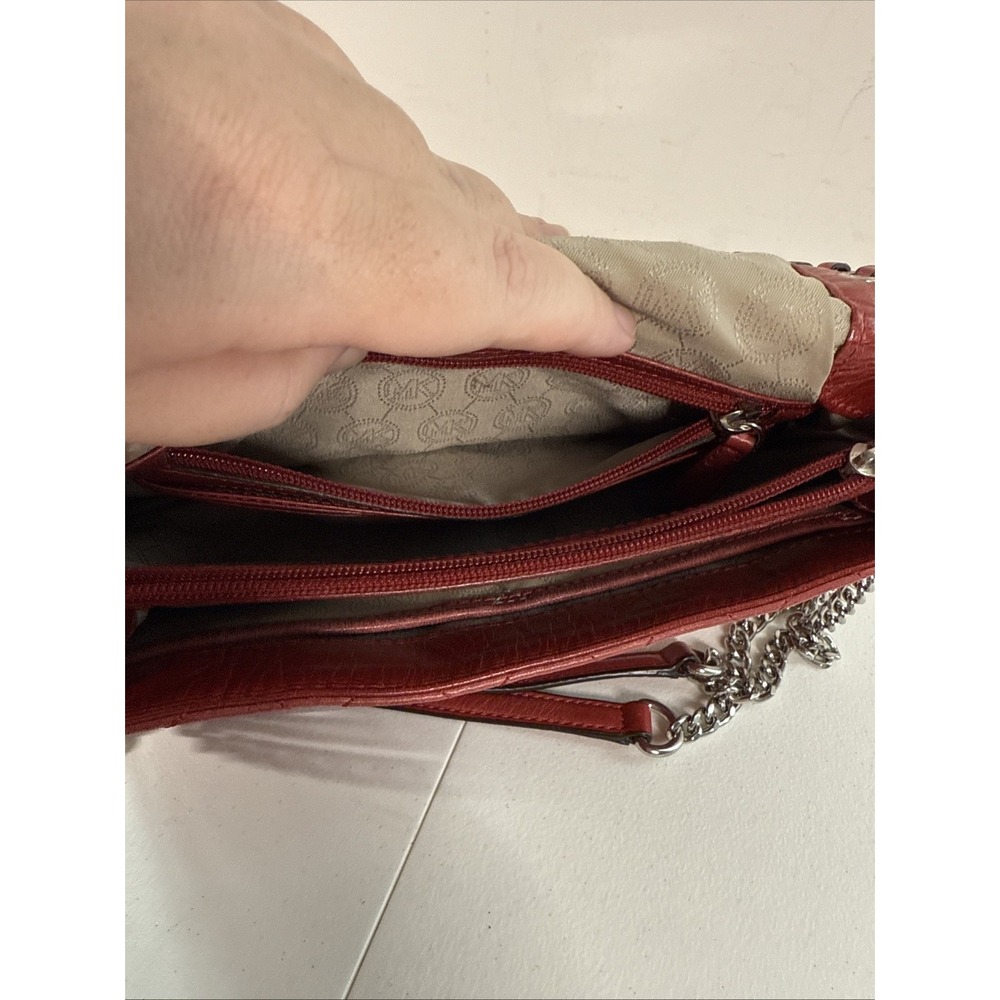 Michael Kors Hippie Grommet Sloan Large Quilted Shoulder Flap Handbag Red Silver - Picture 7 of 11